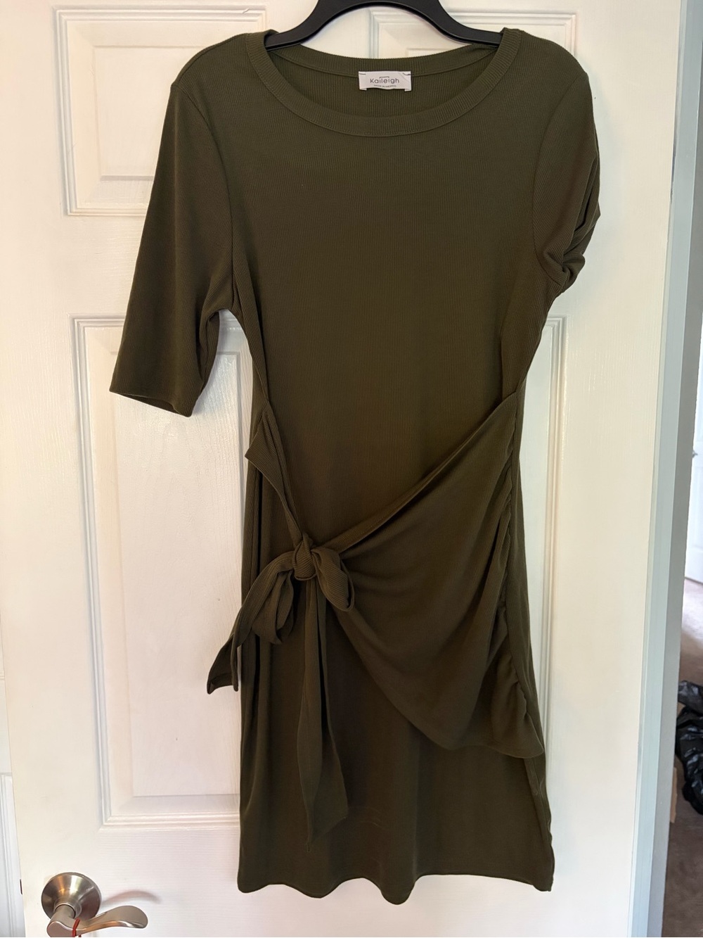 Kaileigh Olive Midi Tie-Waist Dress